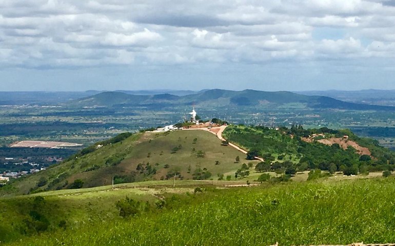 Dança e música com o pôr do sol mais bonito do Nordeste serão atrações da Serra do Goiti, neste domingo (5)