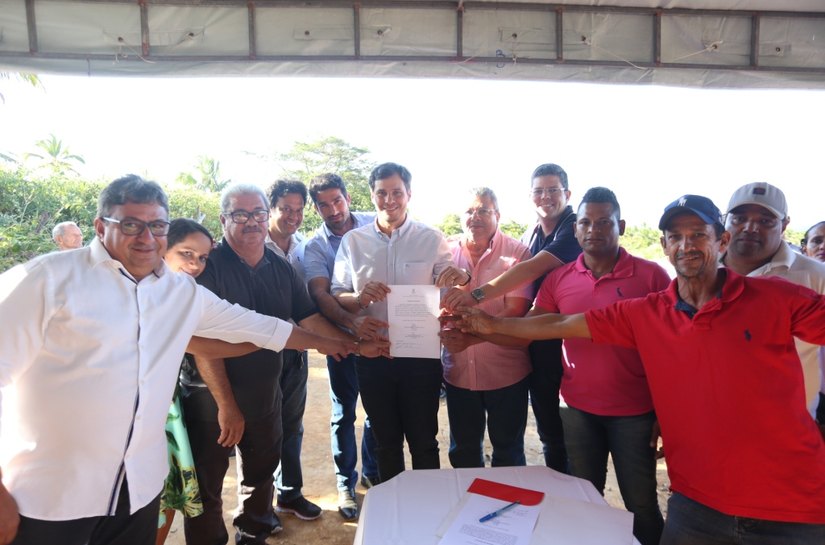Marechal: prefeitura inicia construção de quadra de esportes no Erick Ferraz