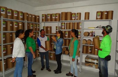 Herbário MAC visita Associação Nordesta e firma parceria para estudos botânicos