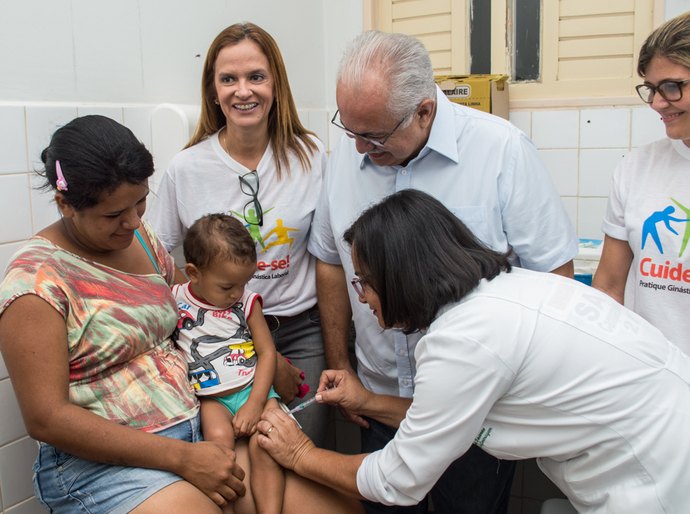 Arapiraca participa de mobilização nacional de vacinação contra a gripe