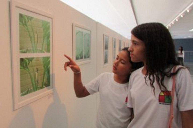 Meninas do Lar São Domingos visitam complexo cultural