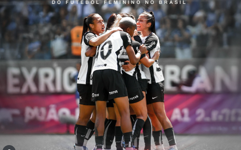 Corinthians vence Cruzeiro e é campeão brasileiro de futebol feminino pela 6ª vez seguida