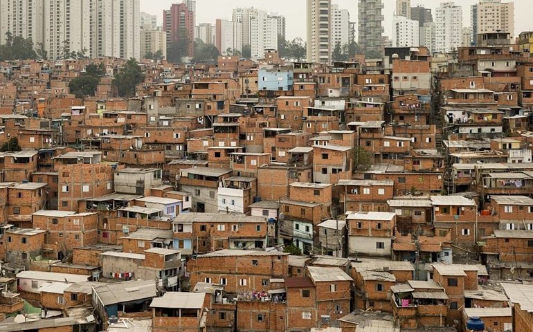Palco em Paraisópolis