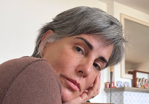 Gloria Pires denuncia produto de beleza que usa imagem dela sem autorização: não caiam nessa'