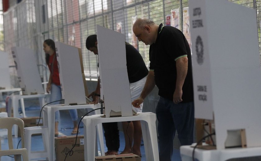 Segundo turno das eleições acontece neste domingo