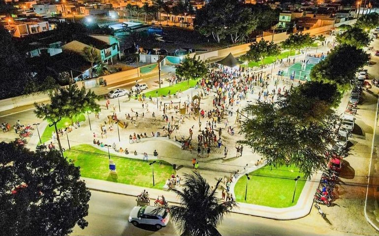 Ação de Direitos, promovida por Sindilojas e ACENA, leva uma série de serviços para o Centro