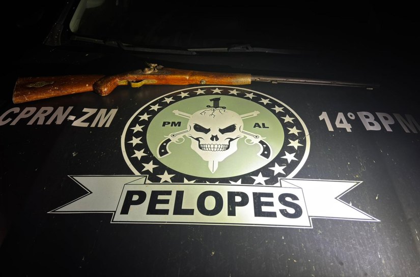 PM apreende drogas e arma de fogo na Zona da Mata alagoana