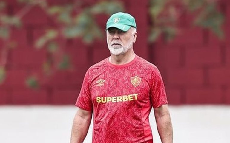 Mano Menezes pede calma à torcida do Fluminense e prevê 'decisão' diante do Criciúma