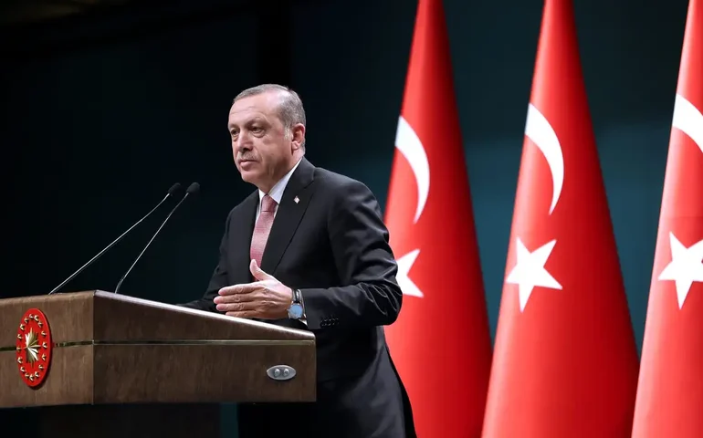 Turquia capta US$ 3,5 bi em venda de título de 10 anos em dólar no mercado internacional