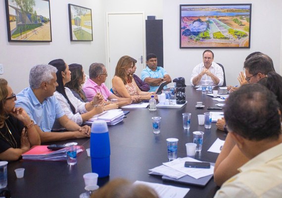 Prefeito Luciano prepara cronograma para entrega de mais obras em Arapiraca