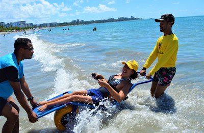 Semana PCD: Praia Acessível realiza edição especial na quarta