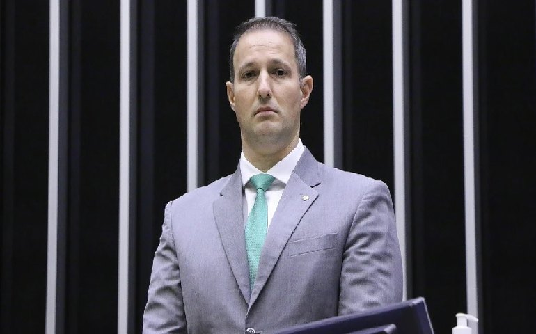 Secretário de segurança de SP recua e nega fim das câmeras em uniformes de PMs