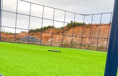 Obras do campo society do Alto das Colinas avançam em Taquarana