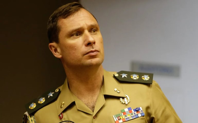 CPMI do 8 de Janeiro ouve o militar que teve conversas reveladas com Mauro Cid; assista
