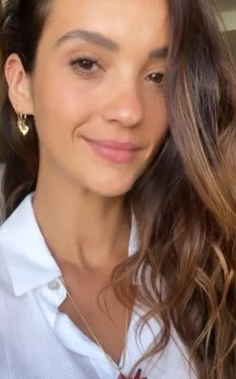 Atriz que comprou imóvel em edifício de luxo com obras paradas no Rio relata chantagens, ofensa e calote de R$ 280 mil de construtora