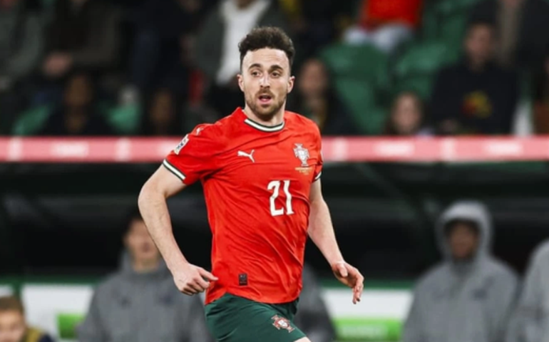 Diogo Jota, atacante do Liverpool e da seleção portuguesa, morre em acidente de carro