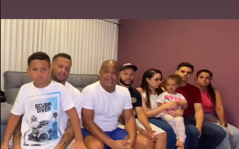 Após sequestro, Marcelinho Carioca posta vídeo ao lado da família: 'que bom estar de volta'; assista