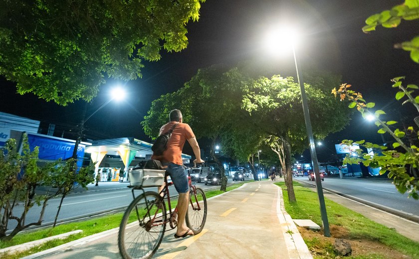 Maceió amplia mobilidade, com 71,9 km de malha cicloviária ativa e inovação