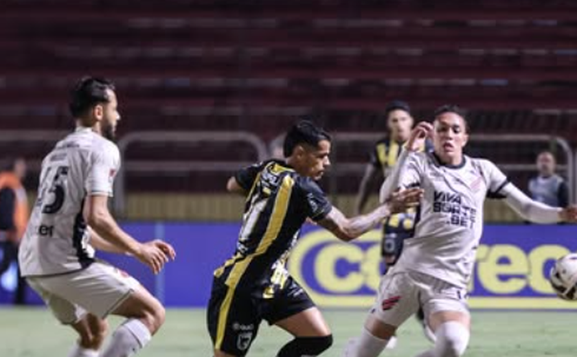 Volta Redonda vira diante do Athletico-PR e respira na zona do rebaixamento da Série B