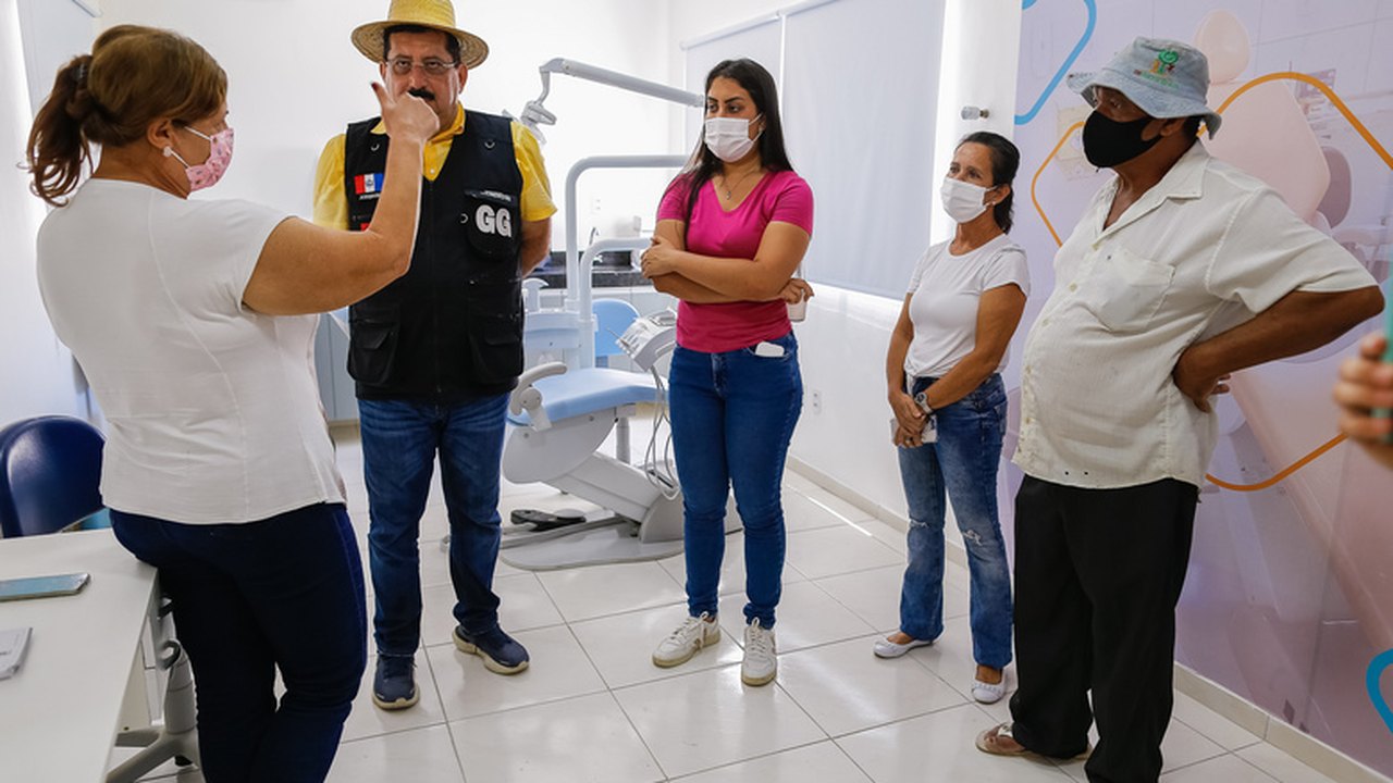 Gilberto e Gabriela Gonçalves visitam nova UBS entregue a população da Mata do Rolo
