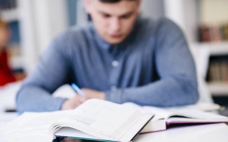 Estudantes de Contábeis auxiliam comunidade na Declaração do IR