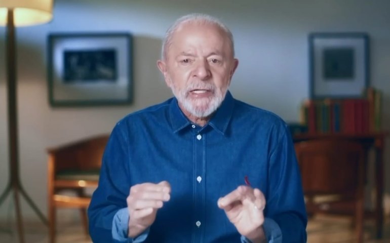 Propaganda de Lula para Júlia desmente suas ações: Farmácia popular sem remédios e UBS's sem atendimento médico