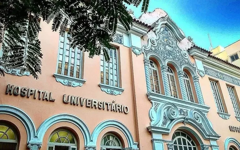 Escola de Medicina e Cirurgia da Unirio celebra 114 anos em meio a incertezas com mudança do hospital universitário