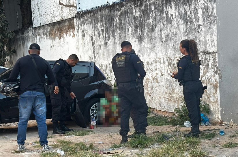 Oplit prende mulher em flagrante por furto em farmácia