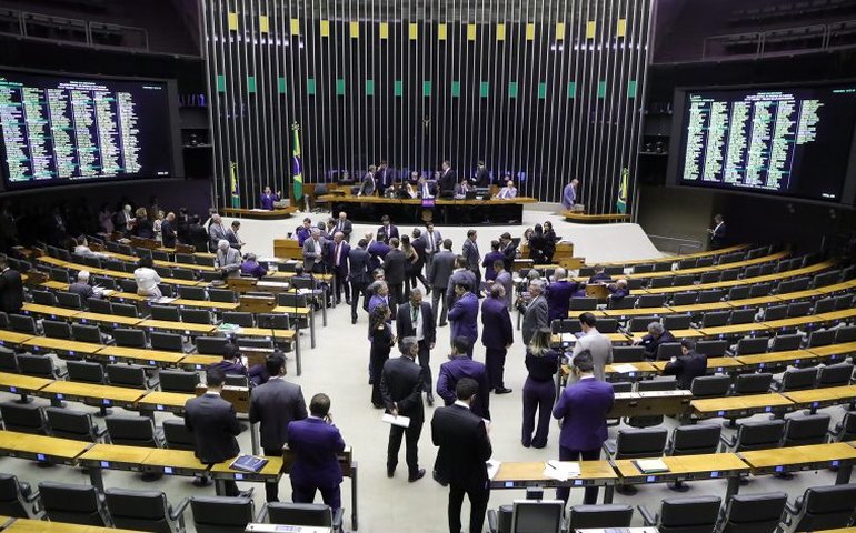 Taxação em plano de previdência deixado como herança avança em texto da reforma