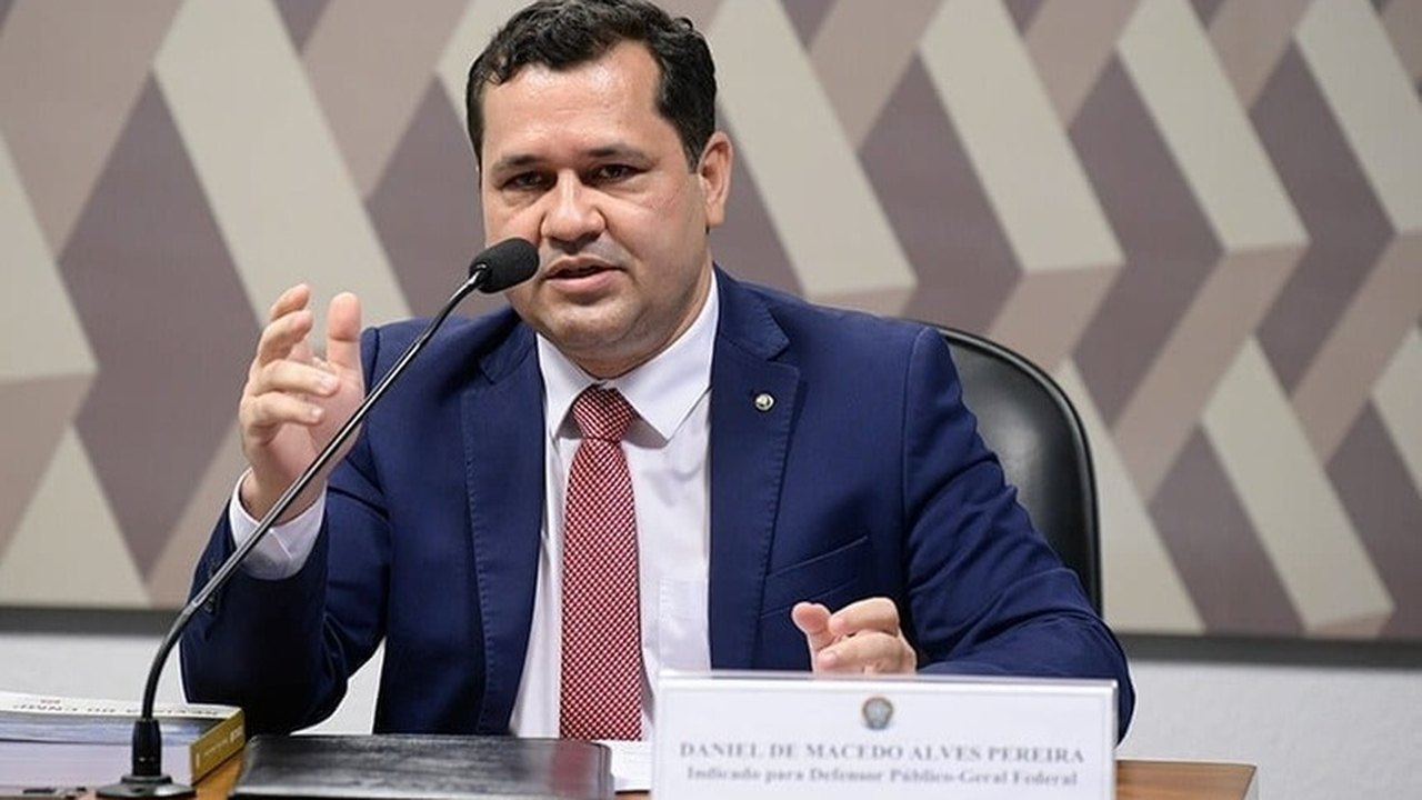 Bolsonaro encaminha indicação de Daniel de Macedo para recondução de cargo na DPU