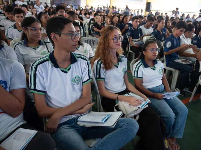 Secretaria de Estado da Educação promove Dia D de inscrições para o Enem em 30 de maio
