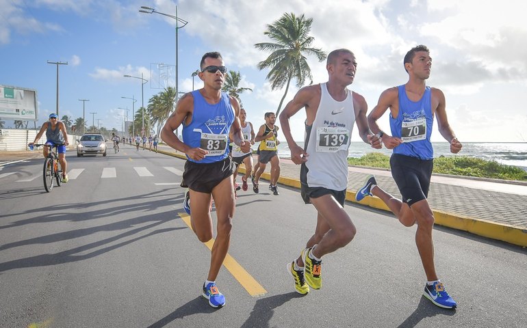 Competidores se preparam para retorno da Meia Maratona Coop