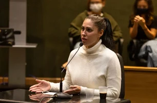 Mãe de Henry Borel em julgamento. Fonte: Internet