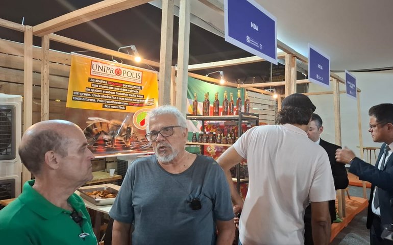 Cerveja e café com própolis viram atração na 1ª Feira da Agricultura Familiar de Alagoas