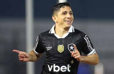 Botafogo vence o Bragantino de novo e se classifica às quartas da Copa do Brasil