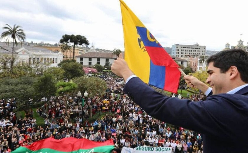 Equatorianos vão às urnas escolher novo presidente da República