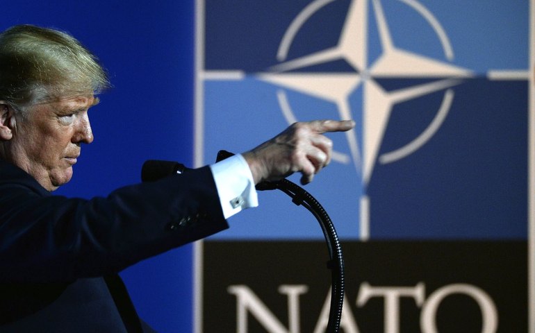 Planos de Trump para limitar cooperação na OTAN ameaça inteligência dos EUA, diz mídia