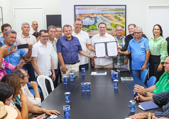 Agricultura fortalecida: prefeito Luciano Barbosa lança quarta edição do Terra Pronta e assina convênio de R$ 700 mil para associações comunitárias