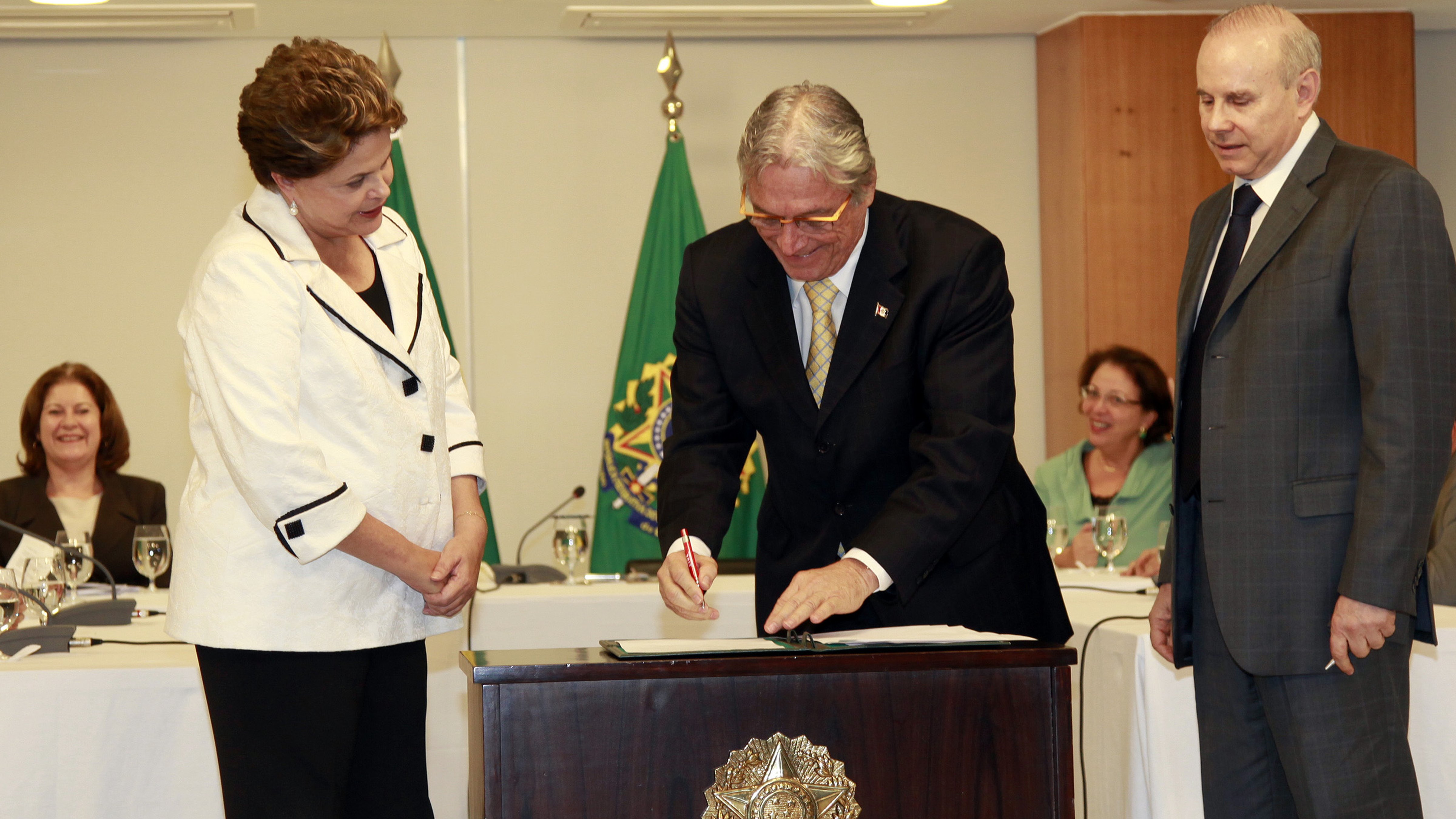 10-11-2011-TEOTONIO COM DILMA (CR) (1).jpg