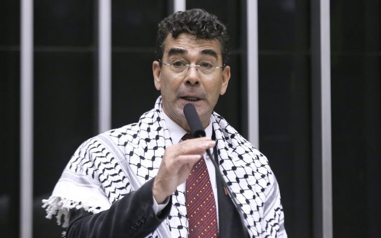 Defensores da causa palestina denunciam violações do direito internacional e pedem justiça para palestinos