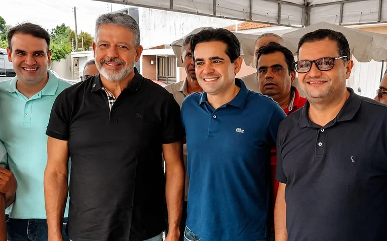 Visita de Arthur Lira ao Instituto IZM em Arapiraca consolida apoios de Lelo Maia e Zé Márcio Filho ao Senado