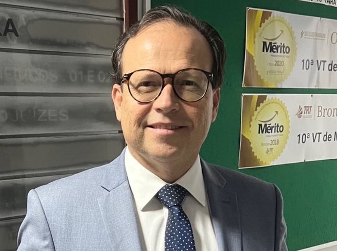 Adriano Costa Avelino será condecorado com a comenda Omar Coêlho de Mello