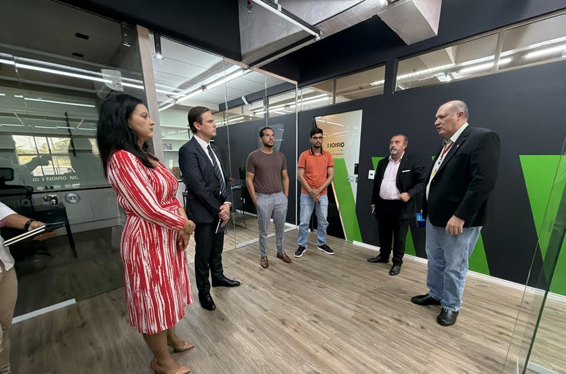 Comitiva da Universidade de Lisboa visita Centro de Inovação do Jaraguá