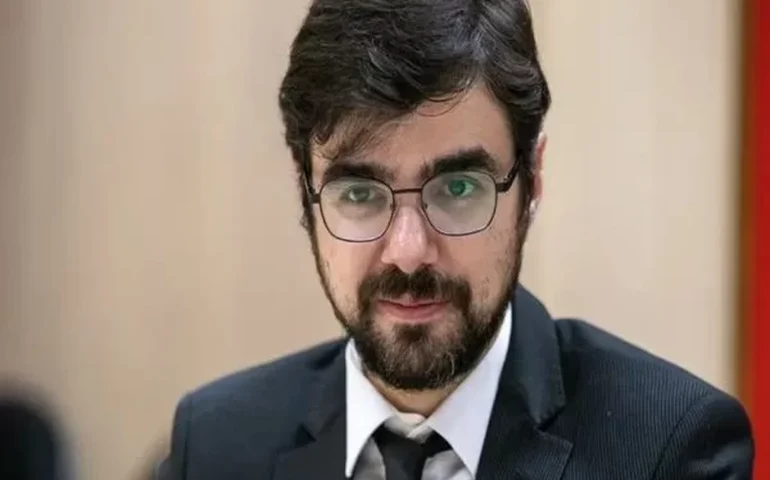 Tributação da renda no Brasil 'está deslocada da realidade global', diz o secretário de Política Econômica 