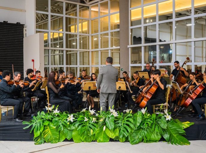Homenagem e emoção marcam a entrega do Centro de Convenções de Arapiraca
