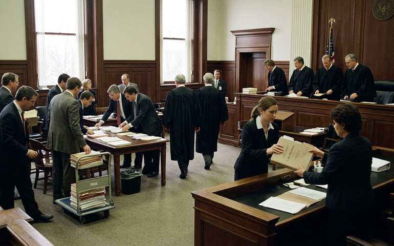 Corte de Apelações devolve caso de tarifas de Trump ao tribunal de comércio