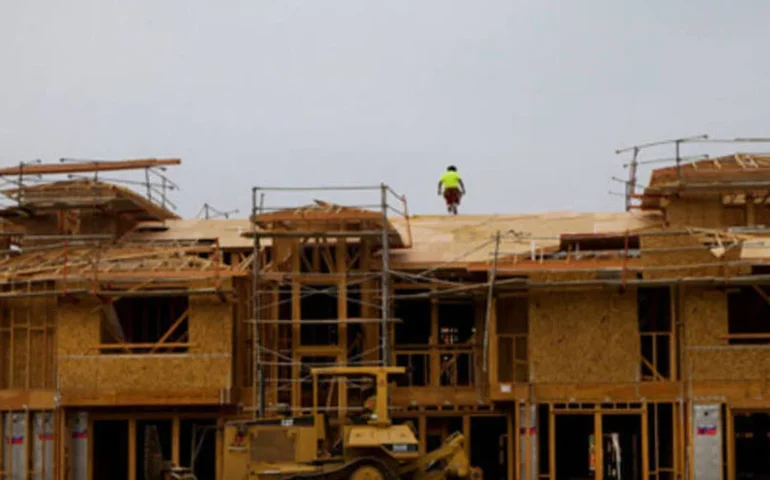 Investimentos em construção nos EUA caem 0,4% em junho ante maio