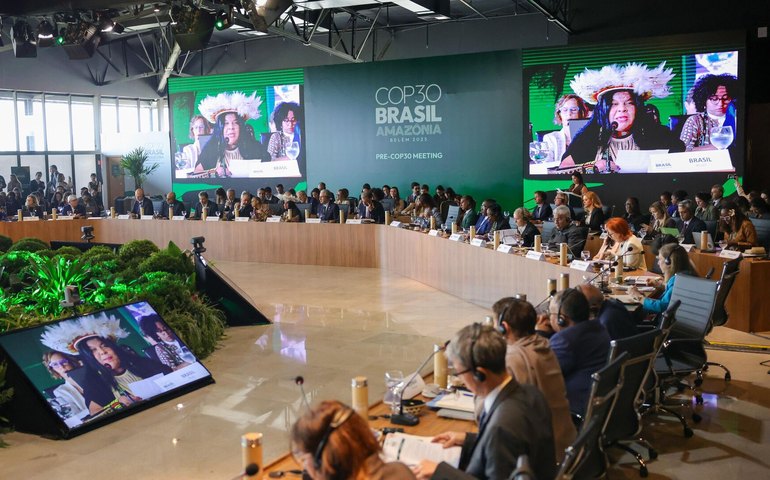 Ausência da Europa nos debates é vista como 'grande lacuna', diz presidente do IPAM sobre a COP30