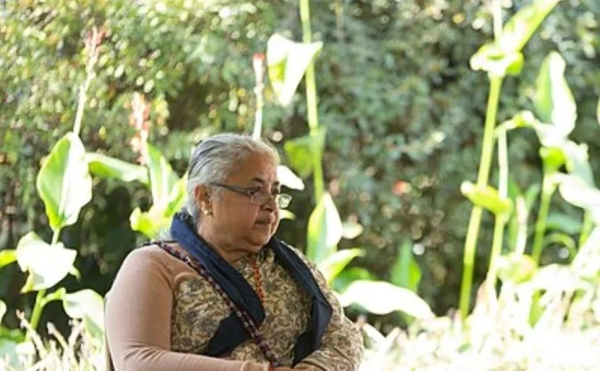 Nepal tem primeira líder mulher após turbulência de protestos formarem novo governo interino