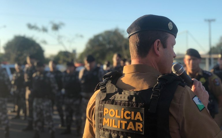 Operação de busca e apreensão da PM contra MST no PR encontra armas e leva 10 à delegacia